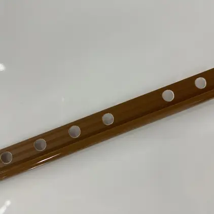 คิ้วกระเบื้อง PVC 8 มม. รุ่น LTF-802066 สีน้ำตาลทอง PPS