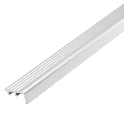 จมูกบันไดอลูมิเนียม 2 ม. รุ่น SNO-402075 สีเงิน PPS