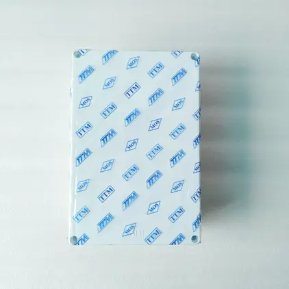 กล่องกันน้ำ 8 x 12 นิ้ว สีขาว TTM