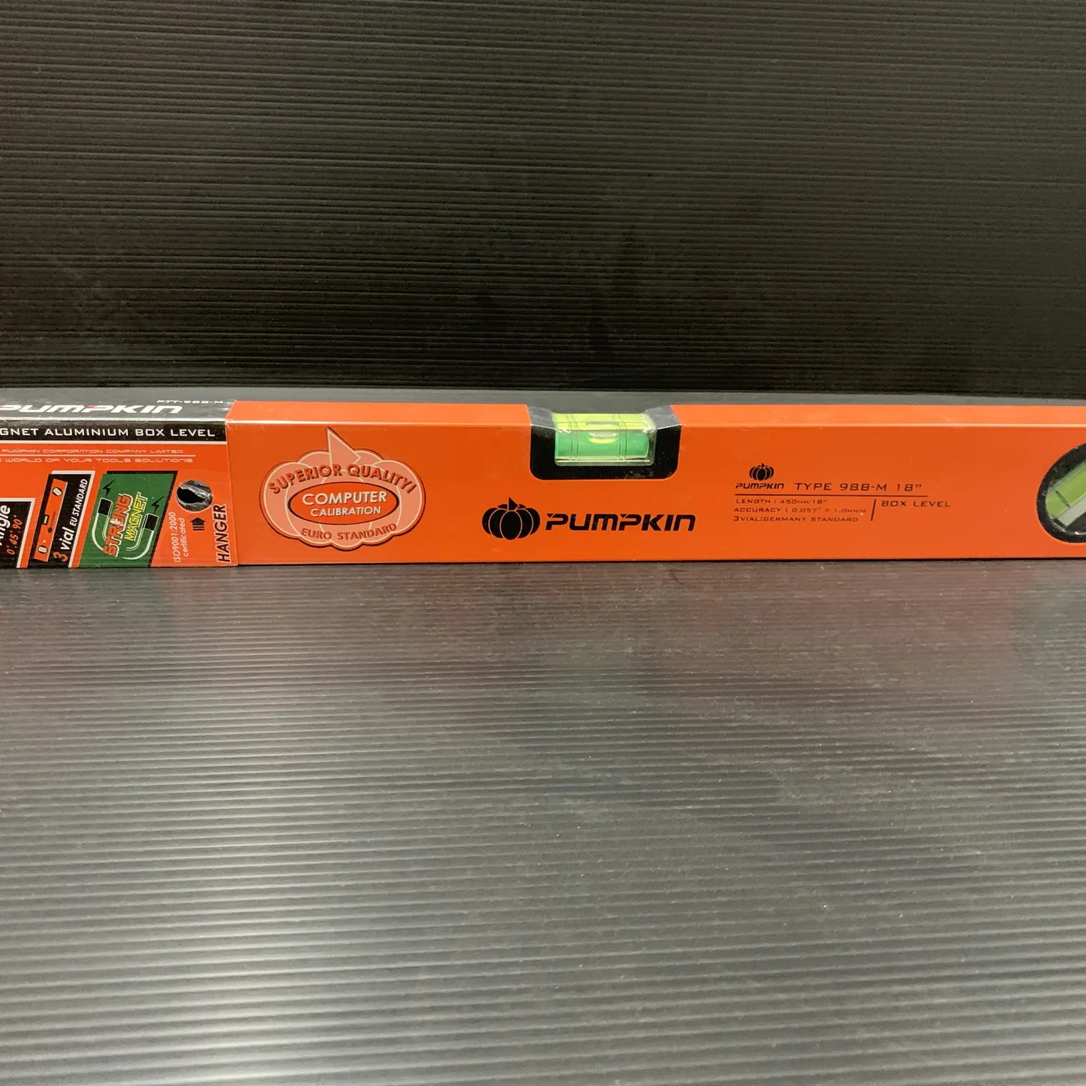 ระดับน้ำแม่เหล็ก 18 นิ้ว 98B-MT18 PUMPKIN
