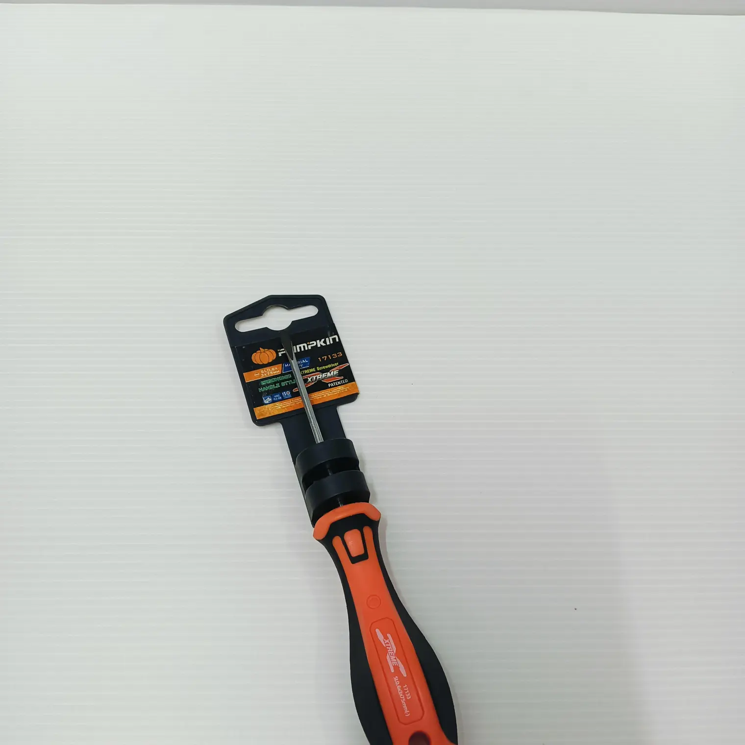 ไขควง ด้ามยาง รุ่น XTREME SL0.6x3x75mm(-) PUMPKIN