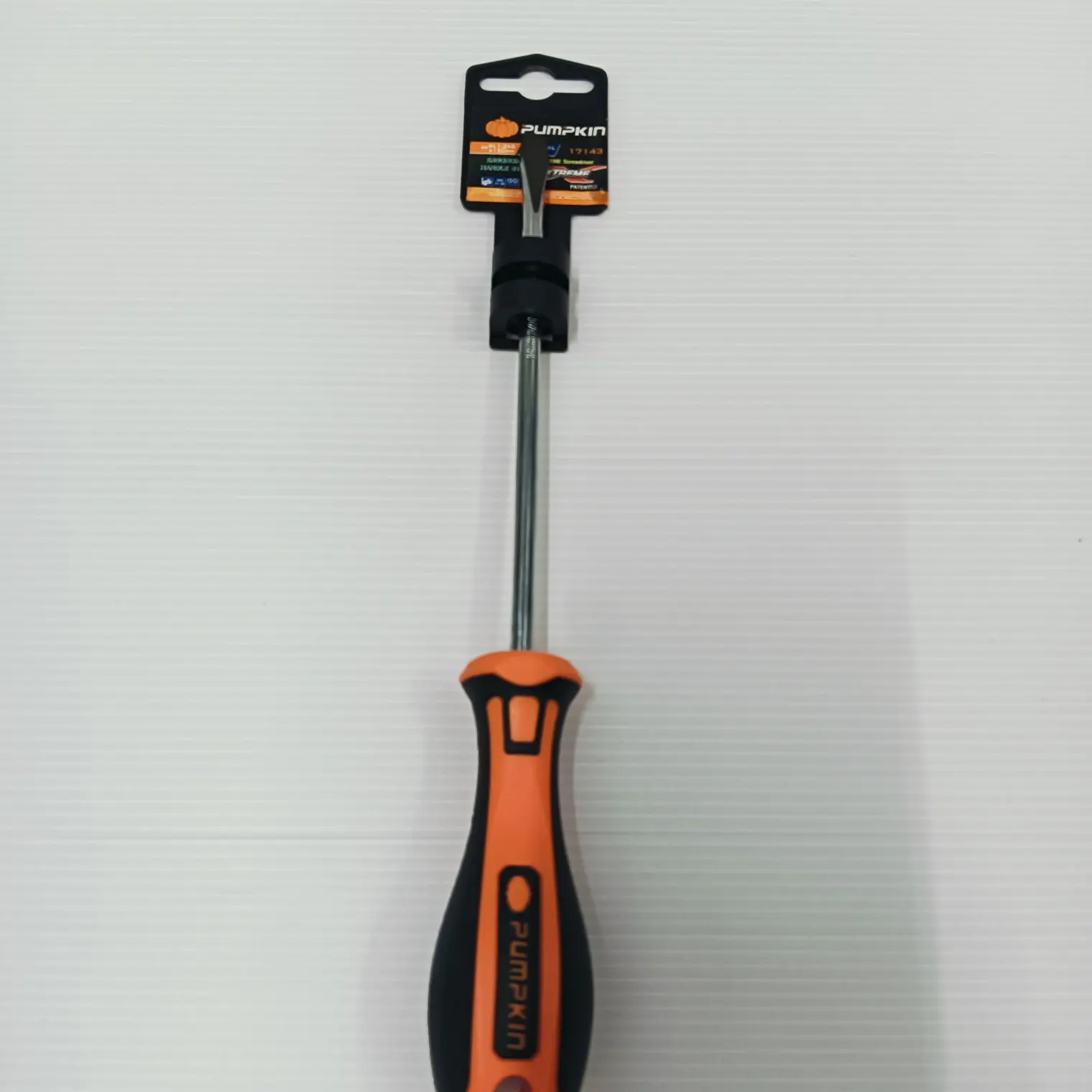 ไขควง ด้ามยาง รุ่น XTREME SL1.0x6x150mm(-) PUMPKIN