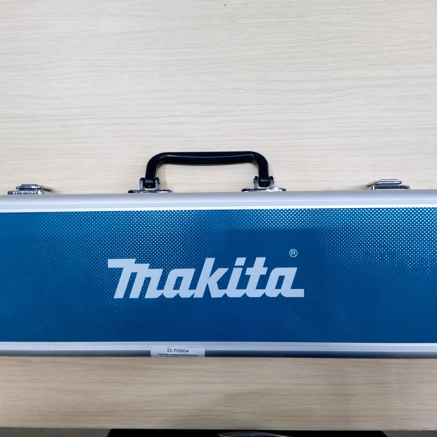 ชุดดอกสว่าน+สกัด SDS (10ดอก/ชุด) D-70904 MP002707B MAKITA