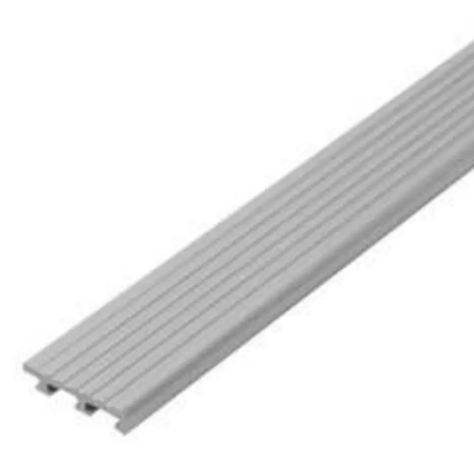 จมูกบันได กันลื่น 1.20 ม. รุ่น SN-501213 สีเทาอ่อน PPS