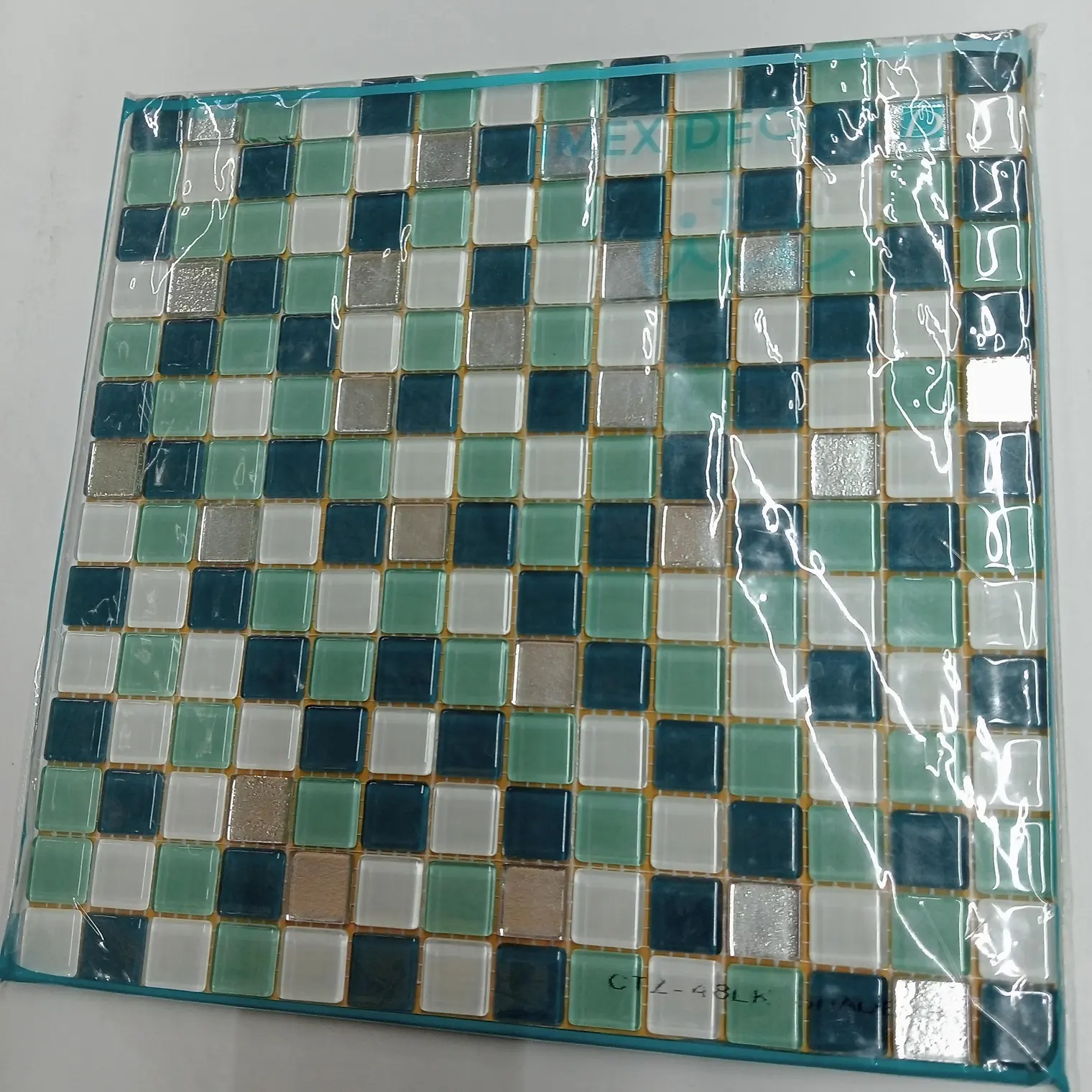 โมเสคแก้ว LITE LUCKY GREEN 30 x 30 ซม. CTZ-48LK IMEX