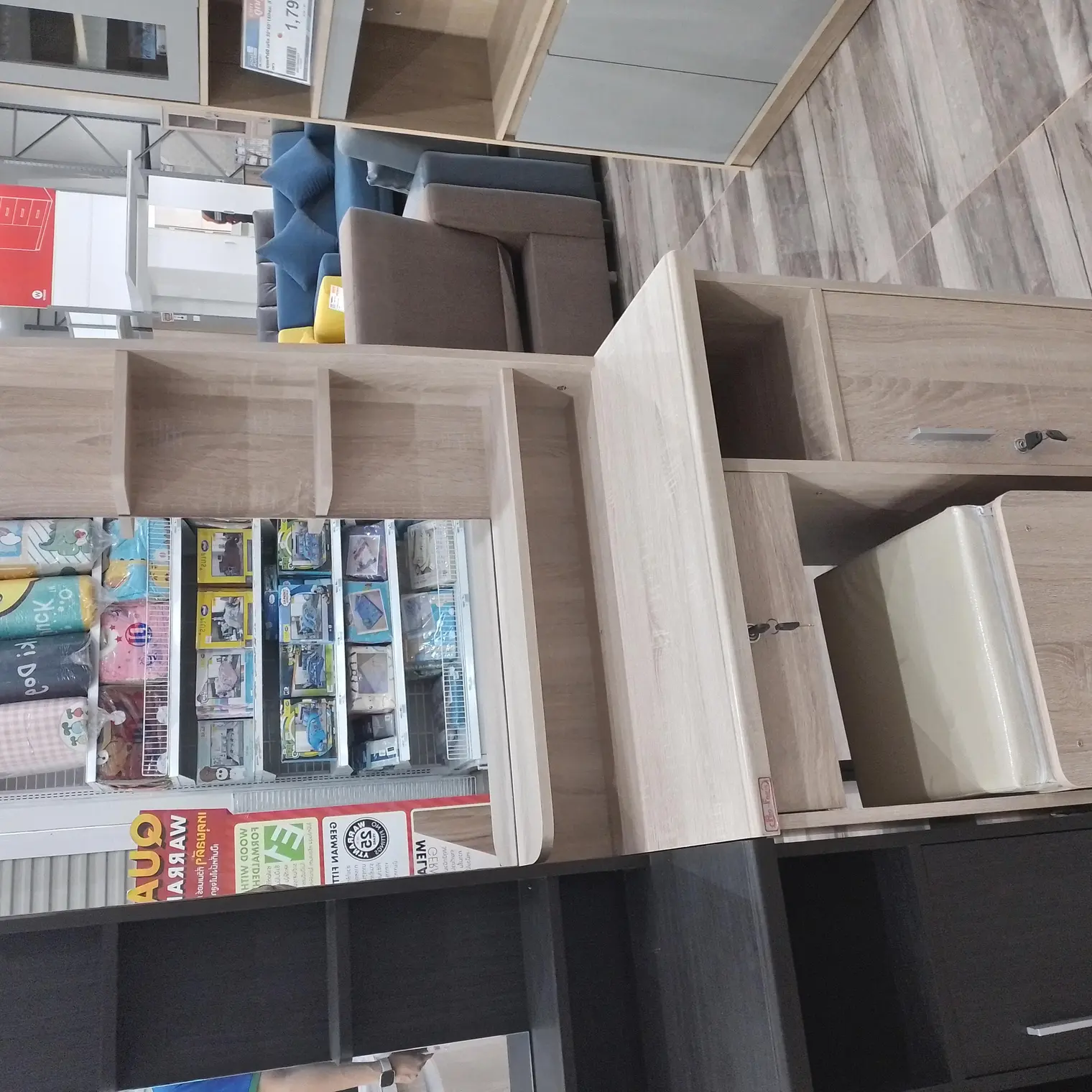 โต๊ะเครื่องแป้ง + สตูล 169 ซม. DT710A สีโซลิค