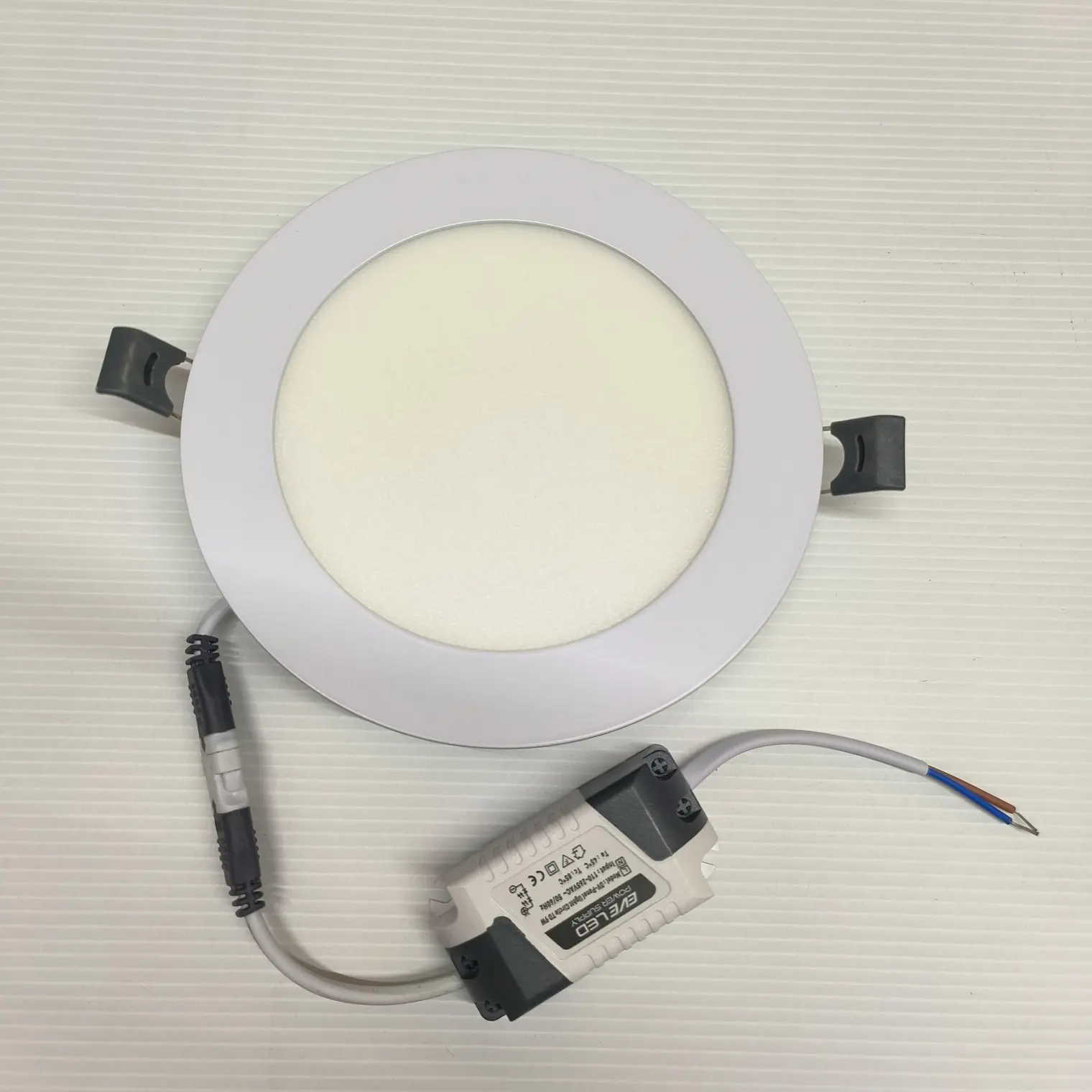 โคมพาเนลไลท์ LED หน้ากลม 9W รุ่น TD วอร์มไวท์ EVE