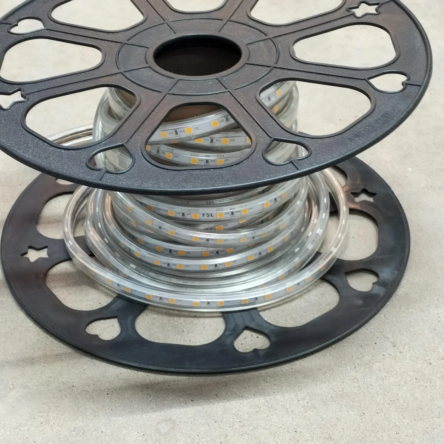 ไฟเส้น LED 7W STRIP LIGHT (แบ่งขาย/ม.) RGB FSL