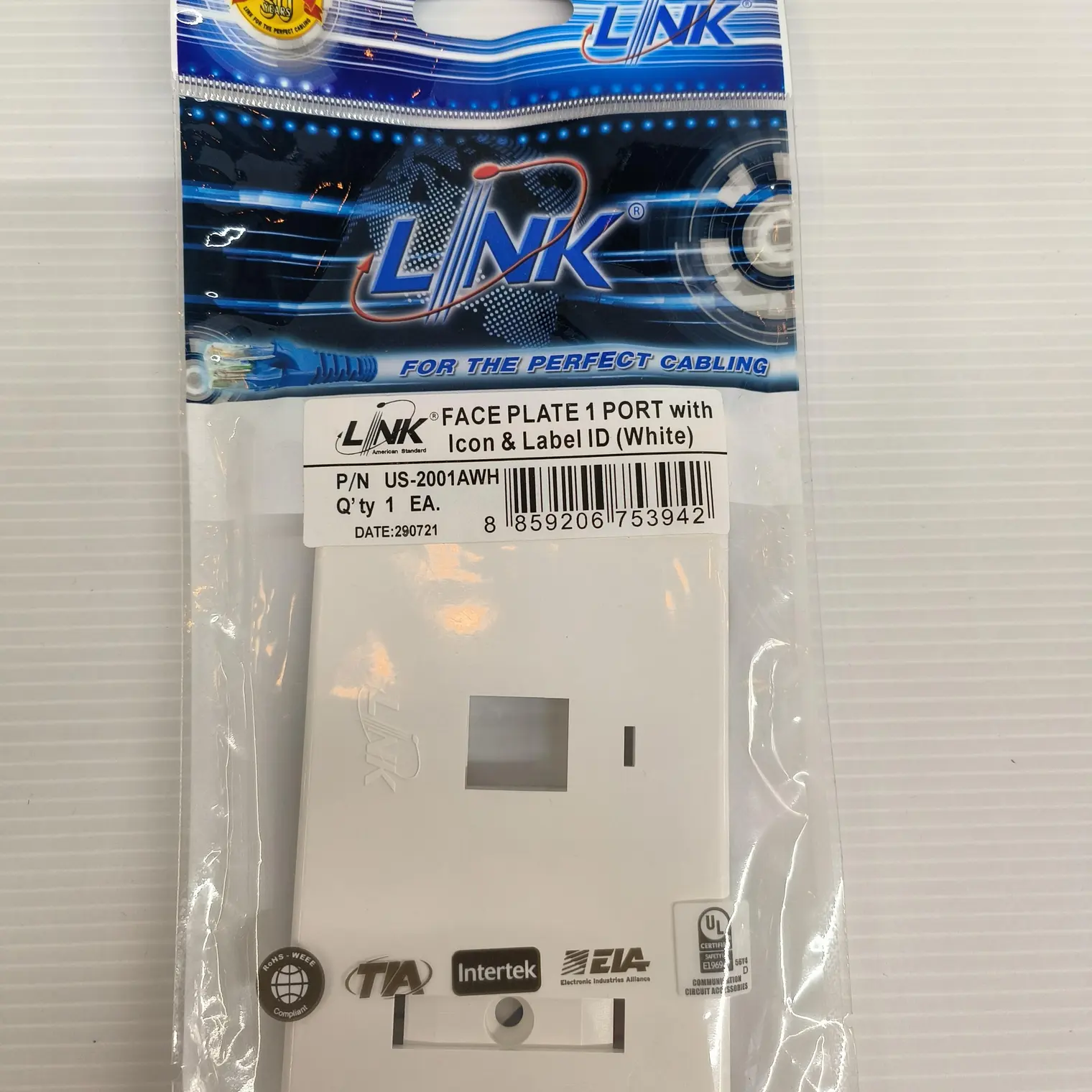 หน้ากากครอบกับหัวแลน 1 ช่อง พร้อมป้ายชื่อ US2001AWH สีขาว LINK
