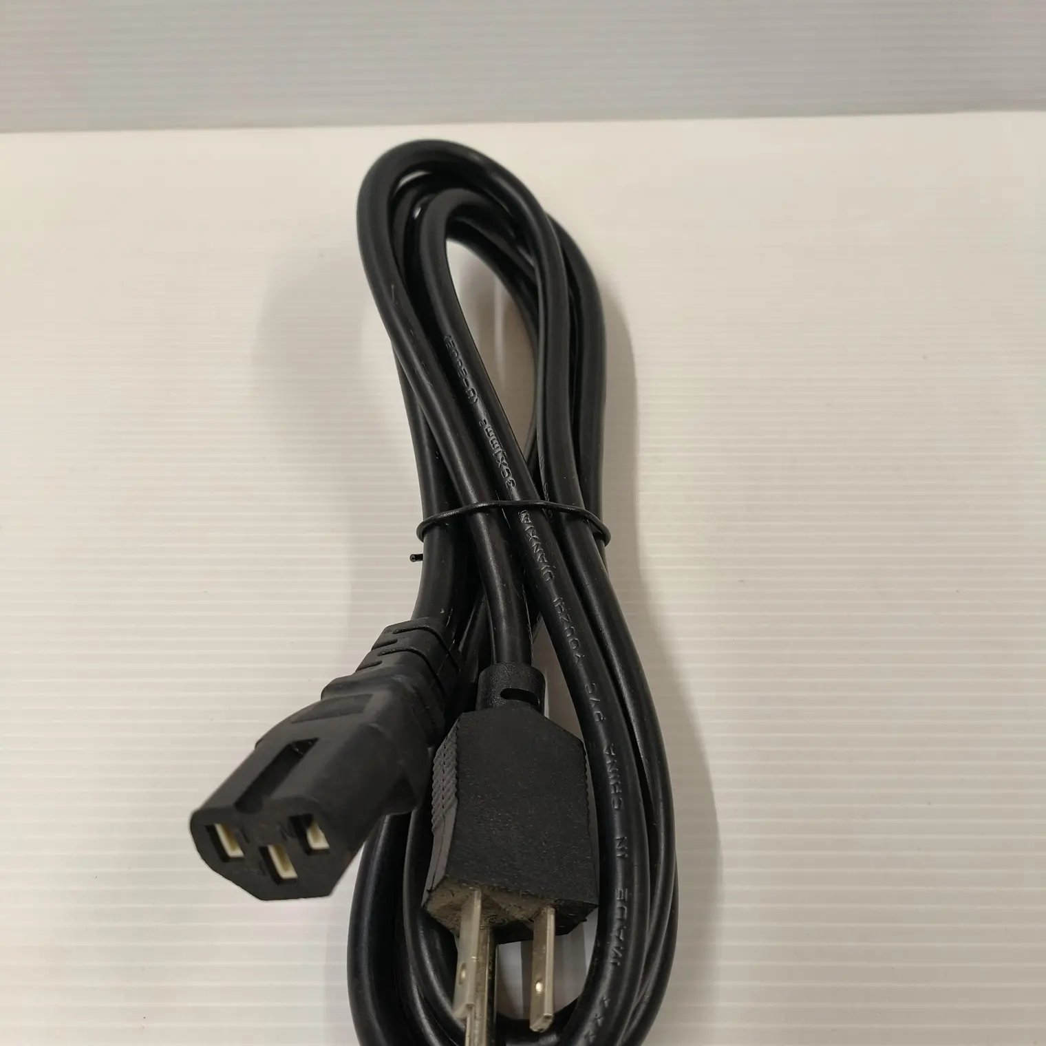 สายไฟ CABLE POWER AC 1.8 ม. GLINK