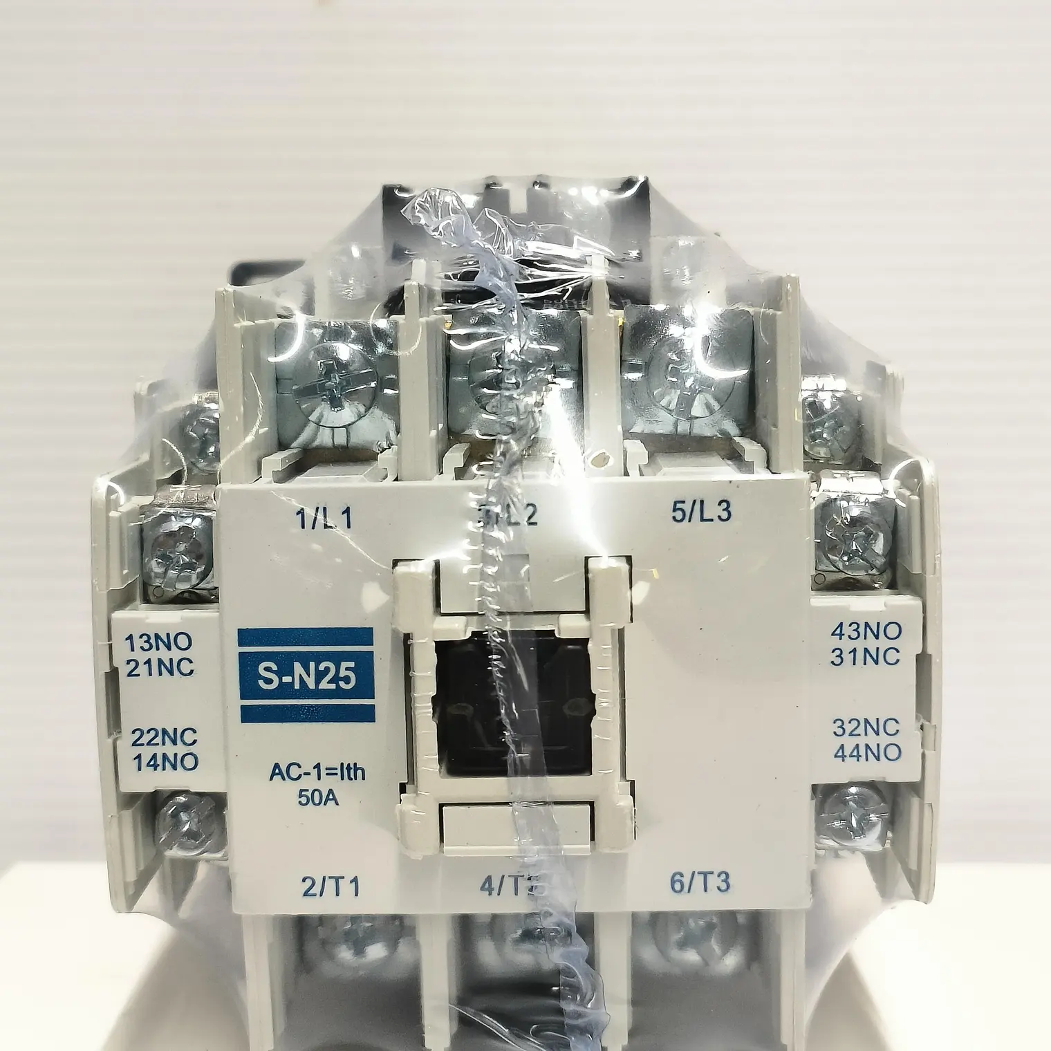 แมกเนติกคอนแทคเตอร์ 220V SN-25 SUNMOON