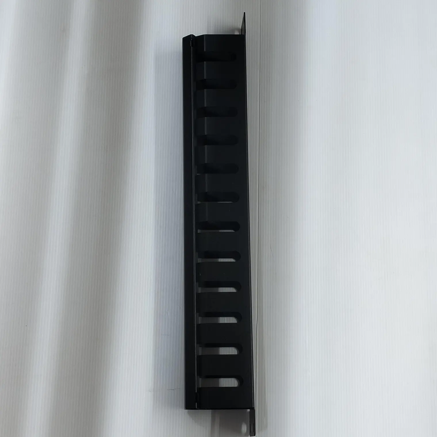 แผงจัดสายมีฝาครอบ CABLE MANAGEMENT PANEL W/COVER G706003 LINK