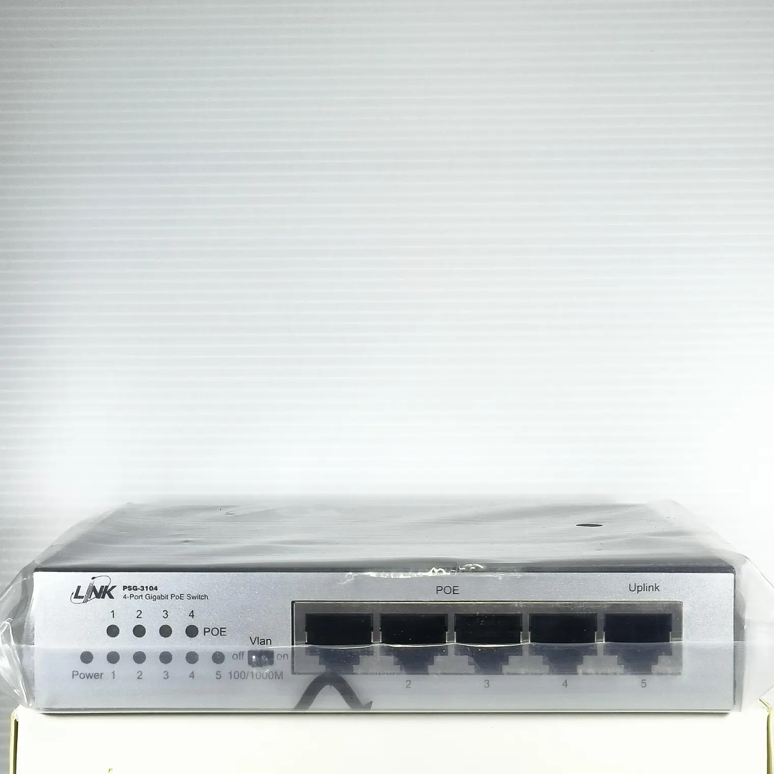 LINK 4 PORT GIGABIT PoE SWITCH PSG3104 LINK
