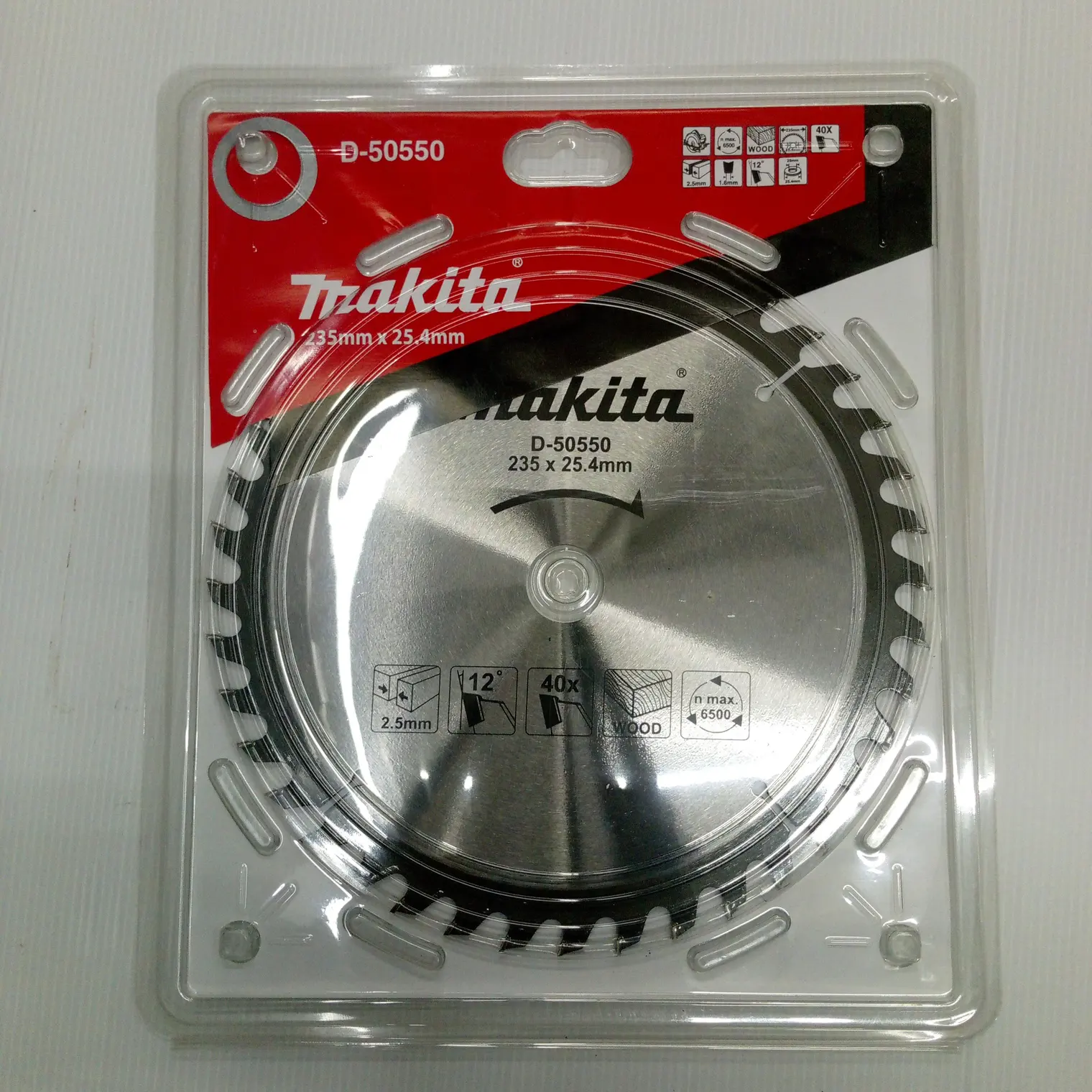 ใบเลื่อย 9 นิ้ว 40 ฟัน รู 25.4 มม. D-50550 MAKITA