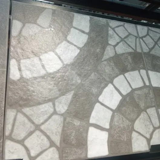 กระเบื้อง 40 x 40 ซม. ผิวมัน ไชยณภัทร-เทา (A) ไชโย