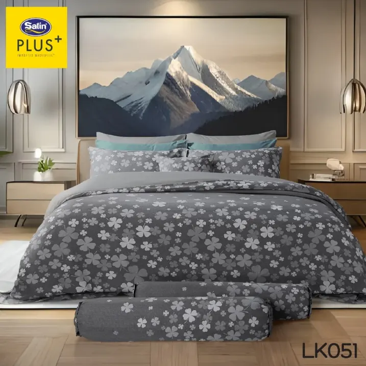 SATIN PLUS ชุดผ้าปู 5ฟุต LK051 Lucky ดอกไม้ สีเทา (5ชิ้น/ชุด)